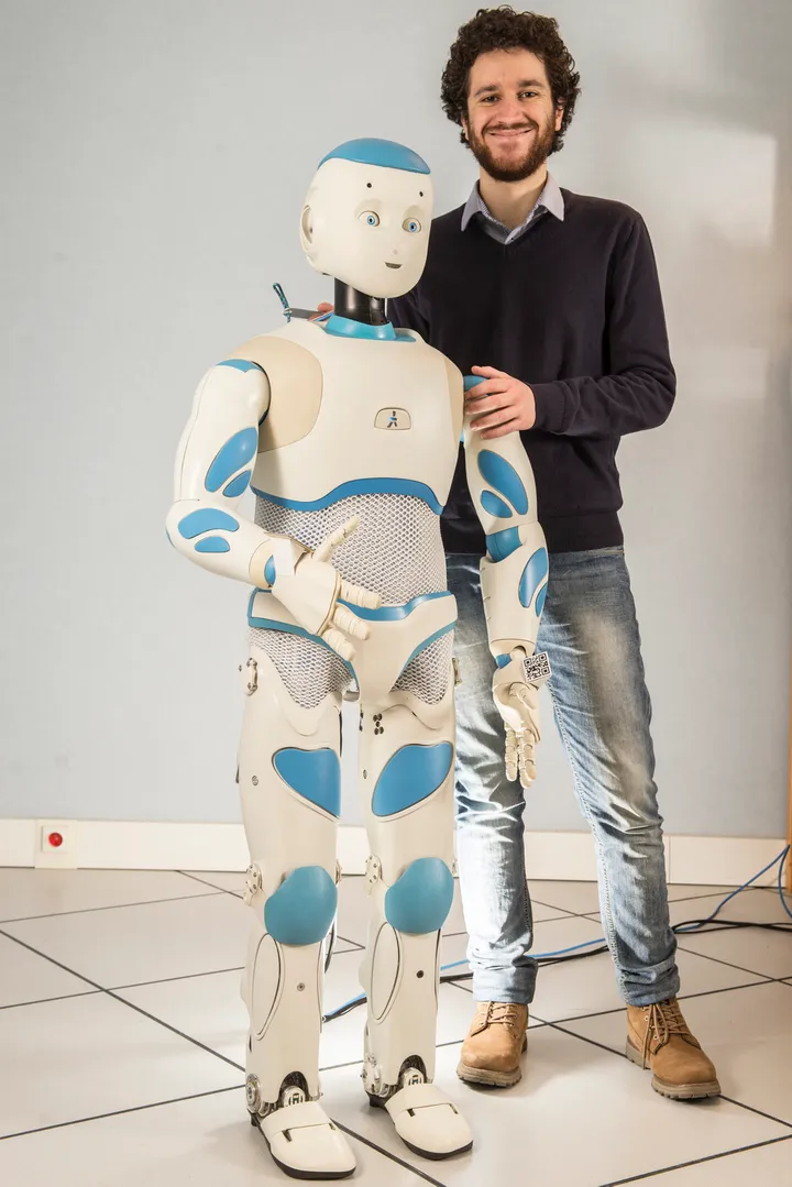 Romeo humanoid robot